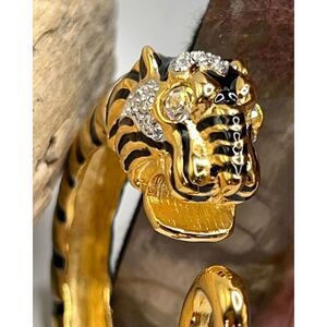 Black & Crystal Tiger Head Bracelet